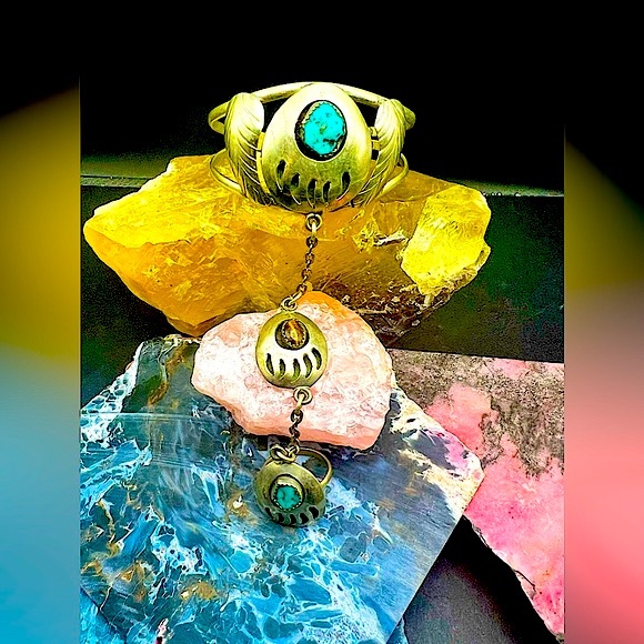 Old Vintage Native American Navajo Artist Sterling Silver Slave Cuff size 8 ring - Picture 2 of 6